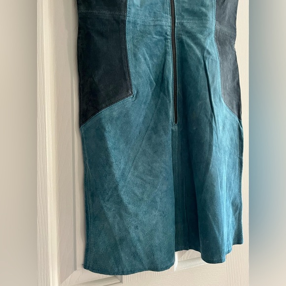 # 131 New PJK 100% Leather Color-Block Dress - Picture 7 of 8